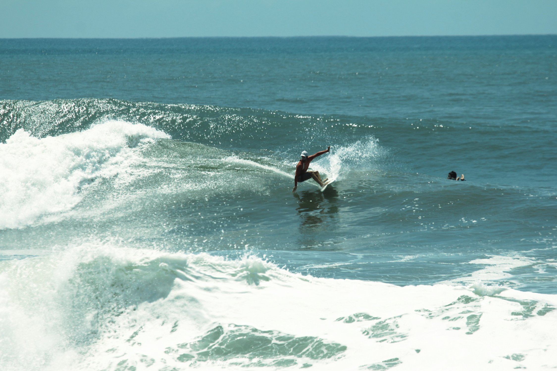 Curso avanzado y tecnificacion de surf en Mundaka con Mike Dobos